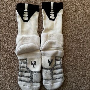 Used Nike Power Grip Elite Crew Basketball Socks White Black Men Size Large 8-12